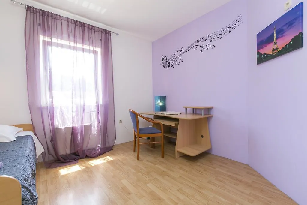 Apartment Elina Labin