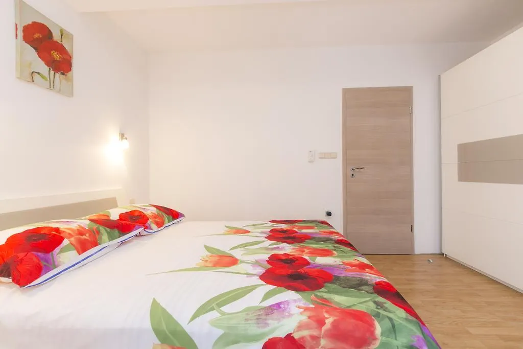 Apartment Elina Labin